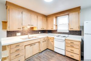 featured image of 829 N State St
