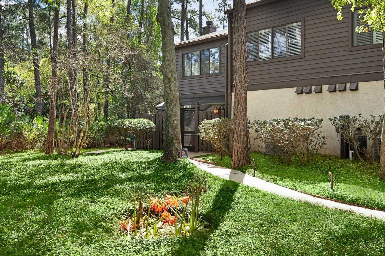 10347 Big Tree Ter - Photo 2 of 29