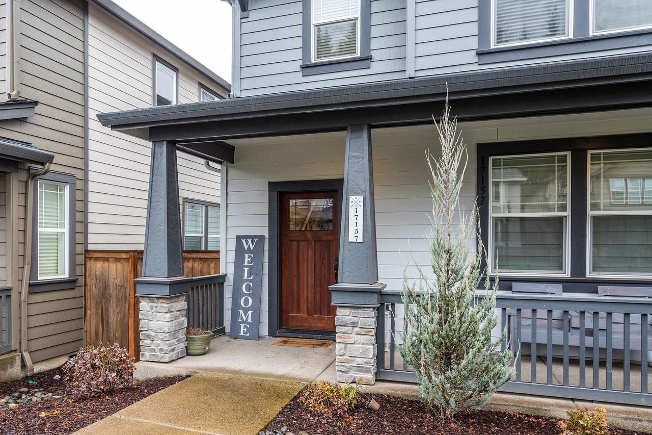 17157 Sw Jean Louise Rd - Photo 2 of 16