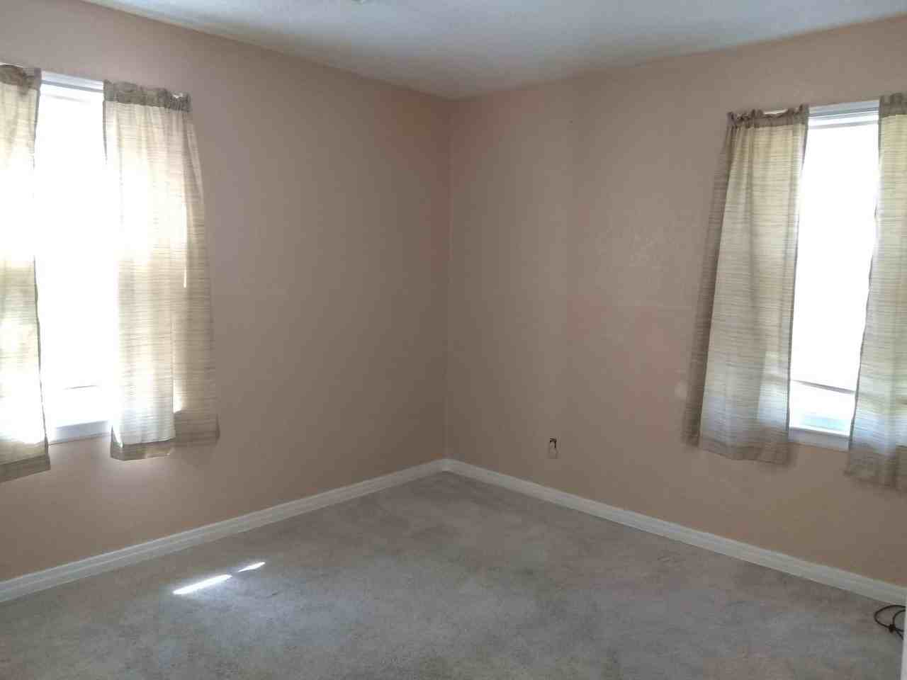 1647 N Pennsylvania Ave - Photo 7 of 28