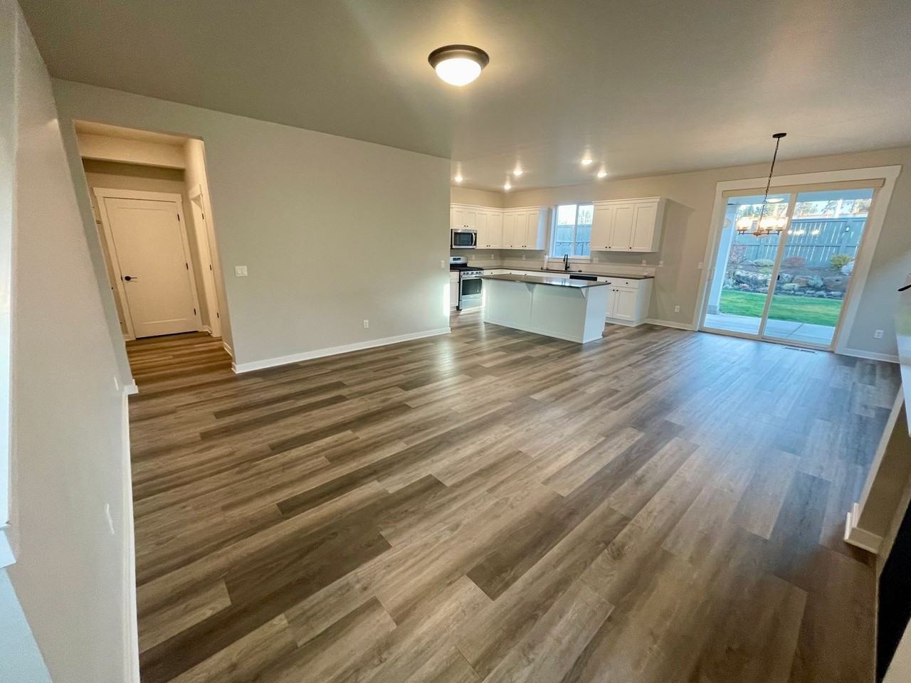 61584 Se Depot Loop - Photo 5 of 20