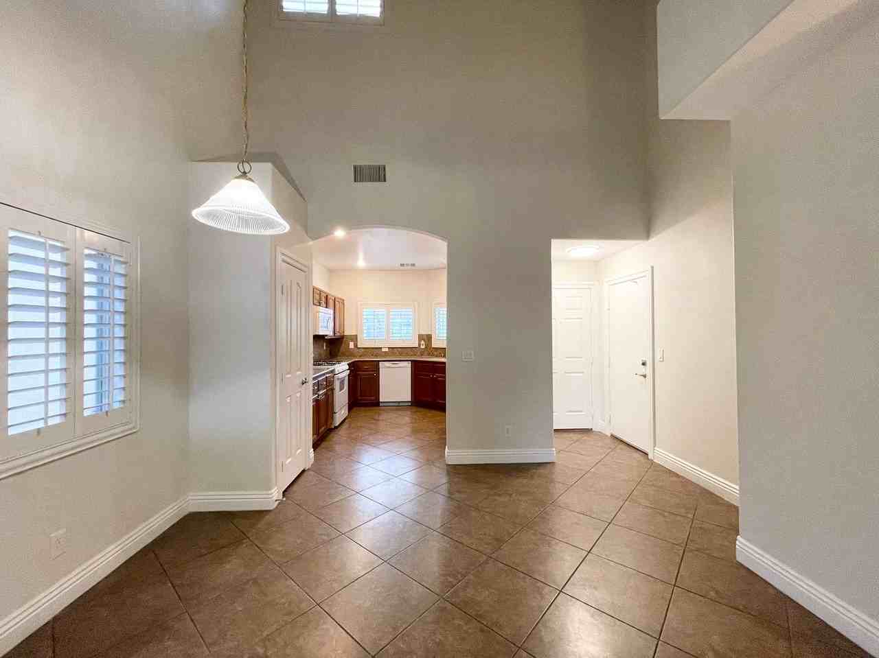 8840 Blue Wolf St - Photo 3 of 22