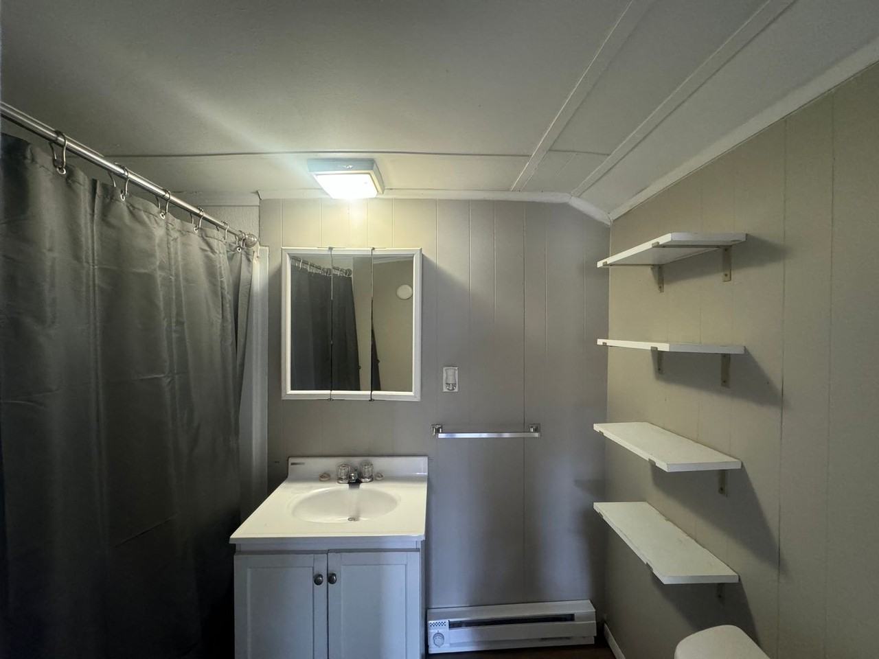 510 E Carter St - Photo 6 of 9