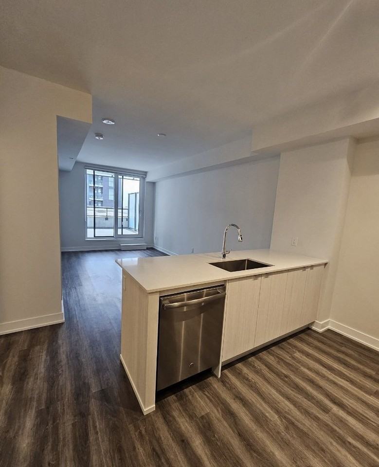 4138 Parkside Village Dr - Photo 2 of 7