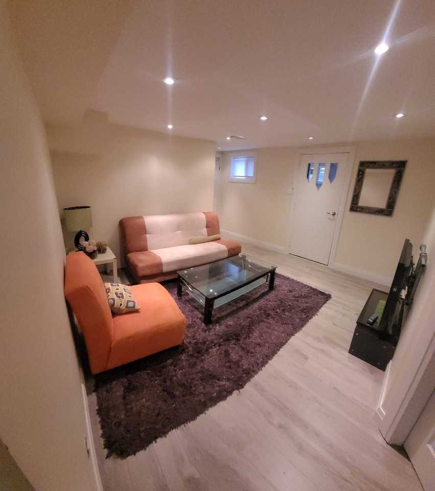 161 Burndale Ave - Photo 2 of 6