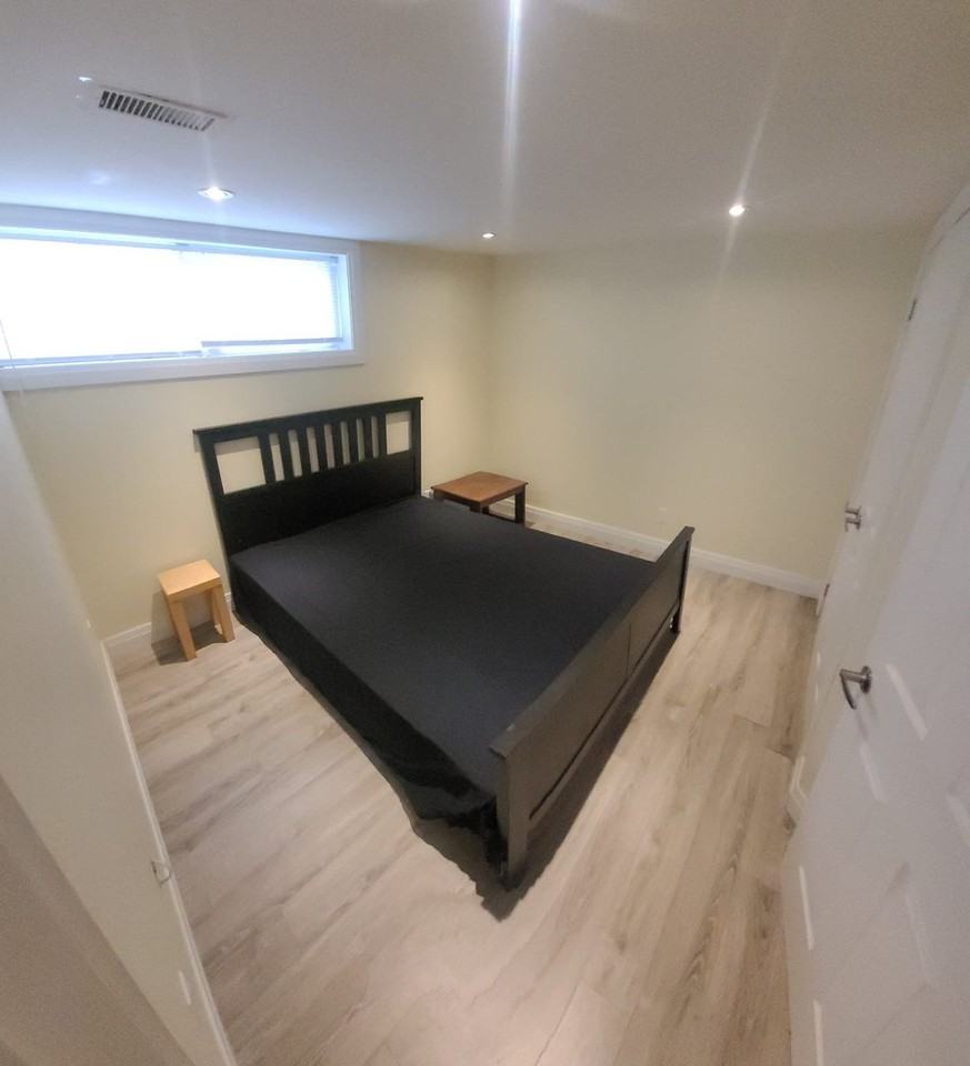 161 Burndale Ave - Photo 3 of 6