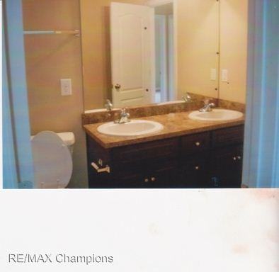 57 Fairfield Dr - Photo 2 of 7