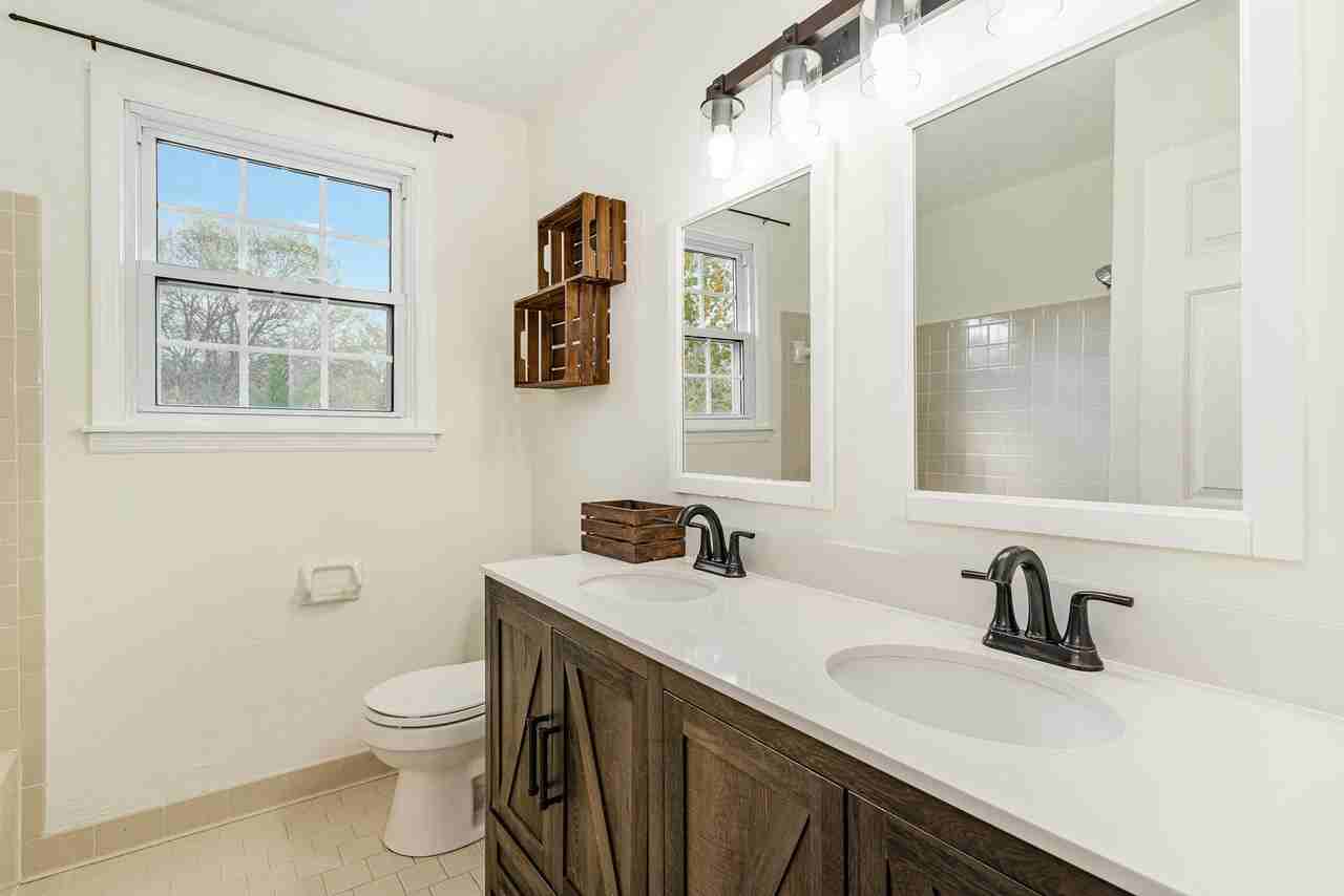 Bluewater Dr - Photo 4 of 7