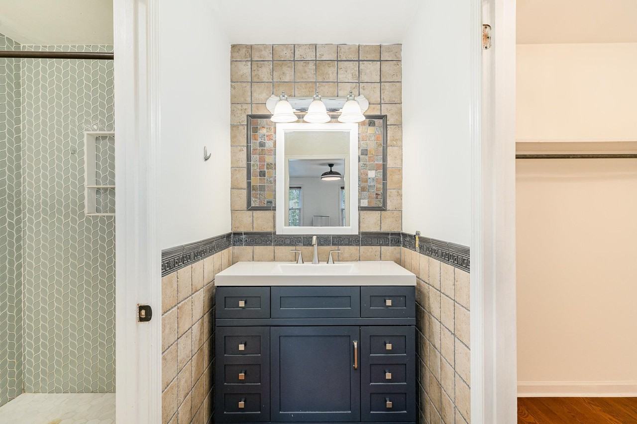 Bluewater Dr - Photo 6 of 7