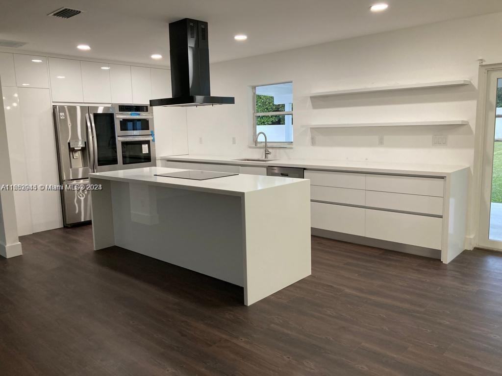 3321 Sw 110th Ave - Photo 2 of 8