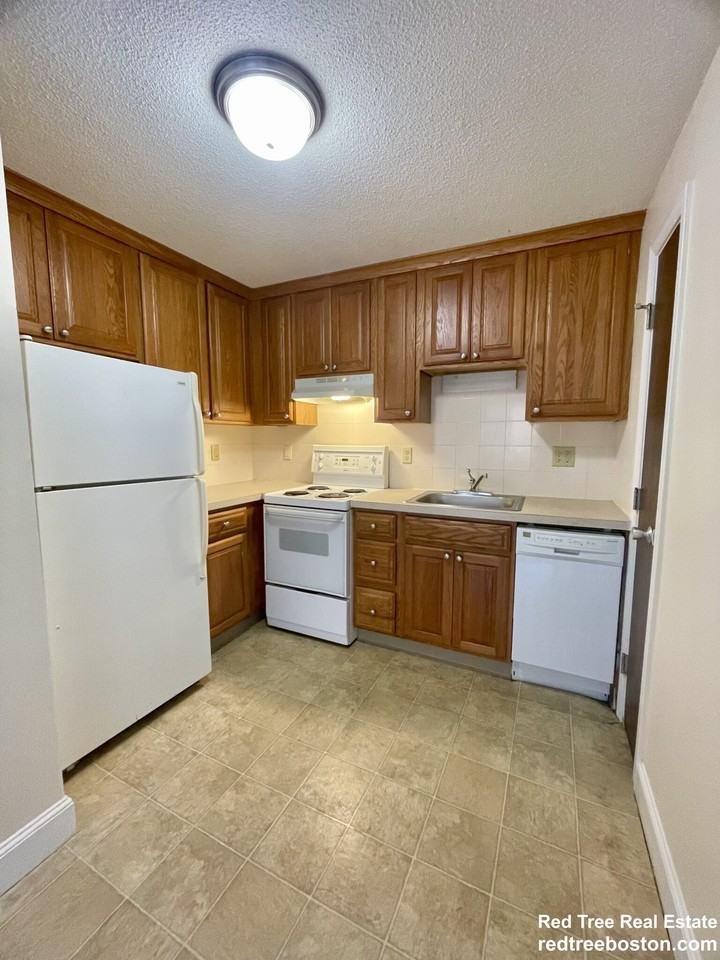 0 Brattle Dr #6 - Photo 3 of 13