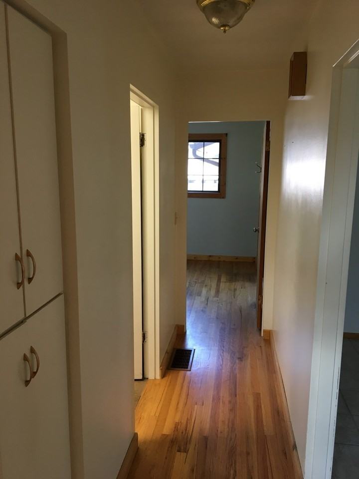 18245 Portland Ave - Photo 4 of 14