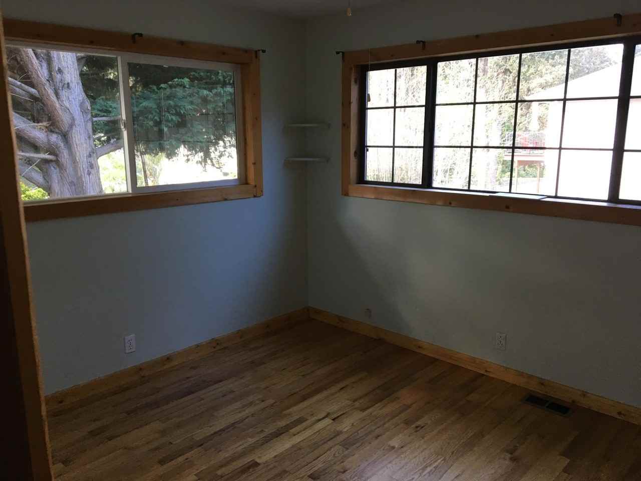 18245 Portland Ave - Photo 7 of 14