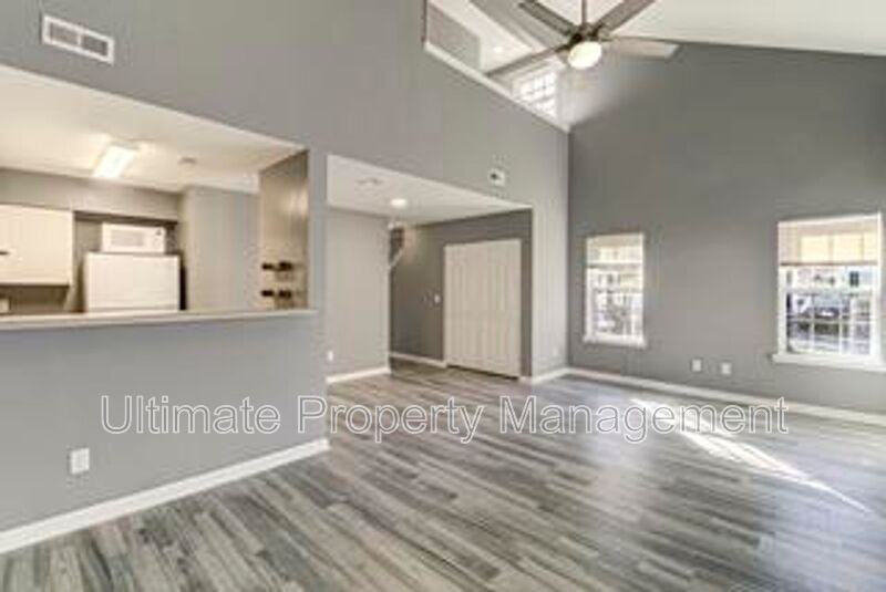 4633 Crawdad Ct - Photo 3 of 18