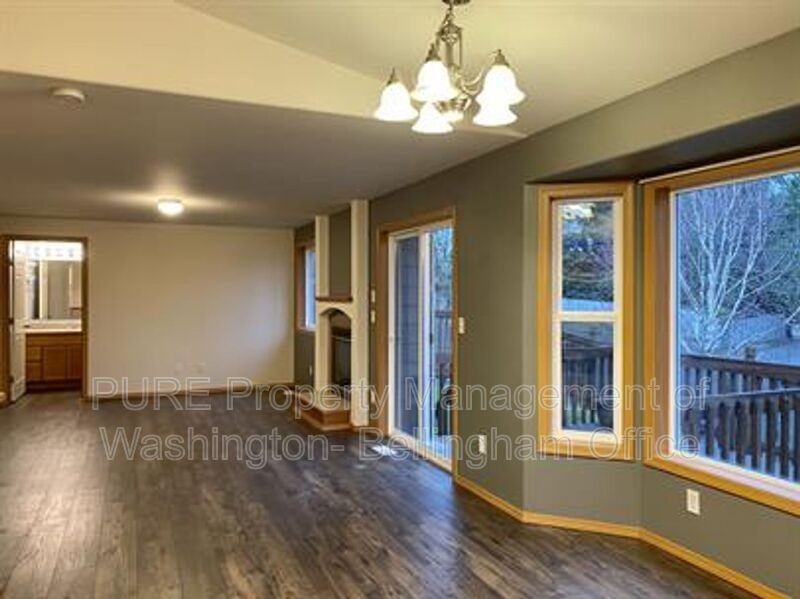 4449 Jacob Pl - Photo 7 of 16