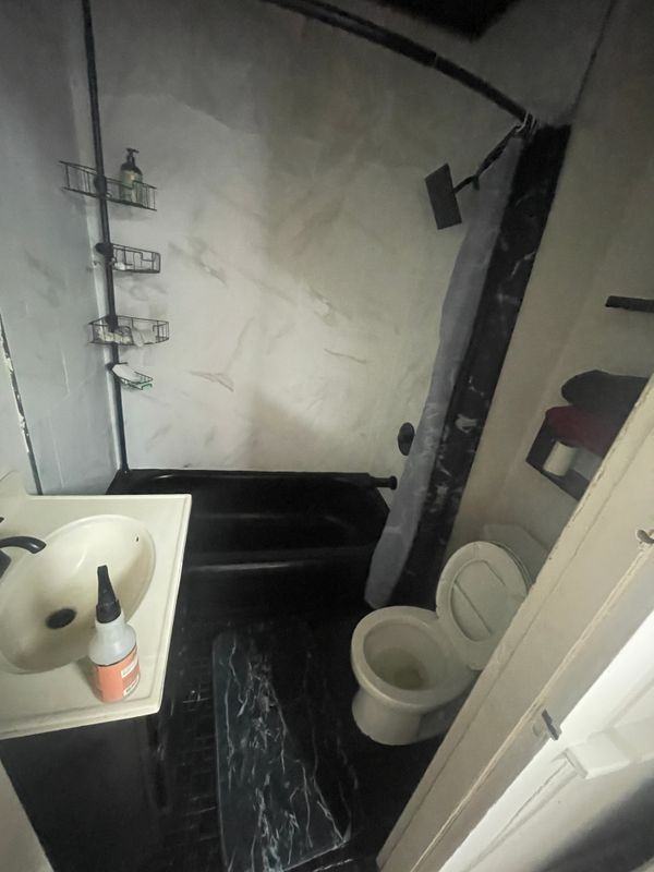 31 Hawthorne Ave ##1 - Photo 2 of 20