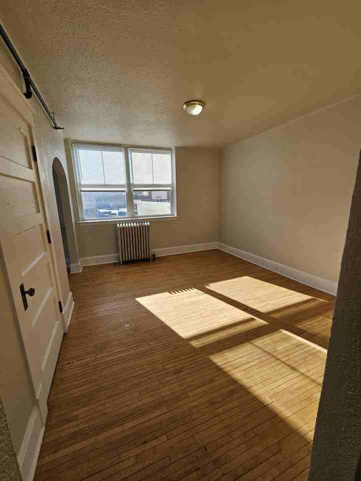 808 Saint Joseph St - Photo 3 of 14