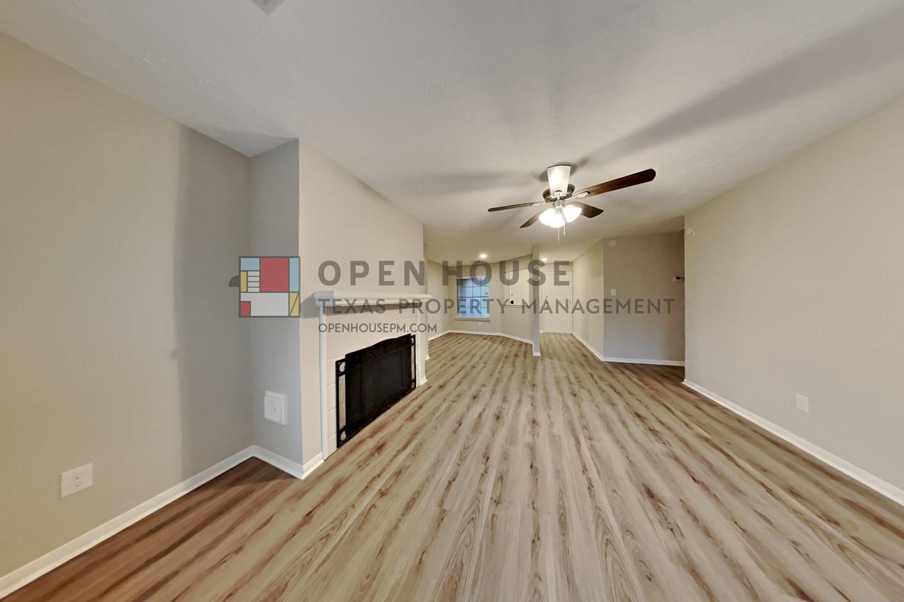 4935 Pecan Grove Dr - Photo 3 of 19