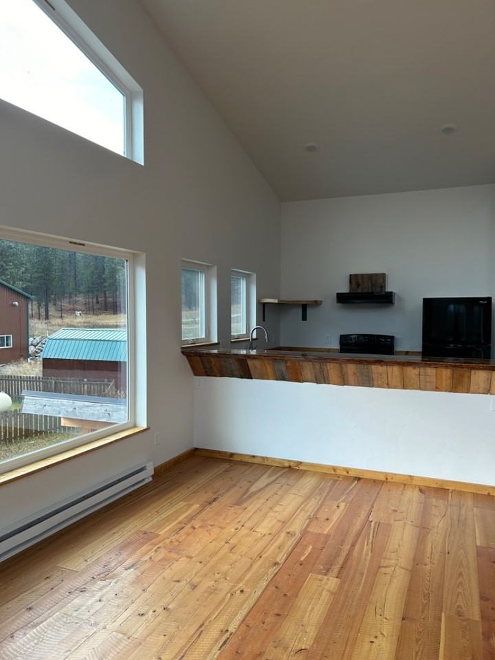 519 Grizzly Dr - Photo 3 of 10