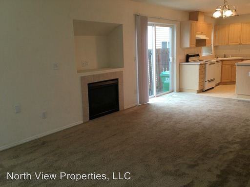 959 SW Junction Pl - Photo 3 of 15