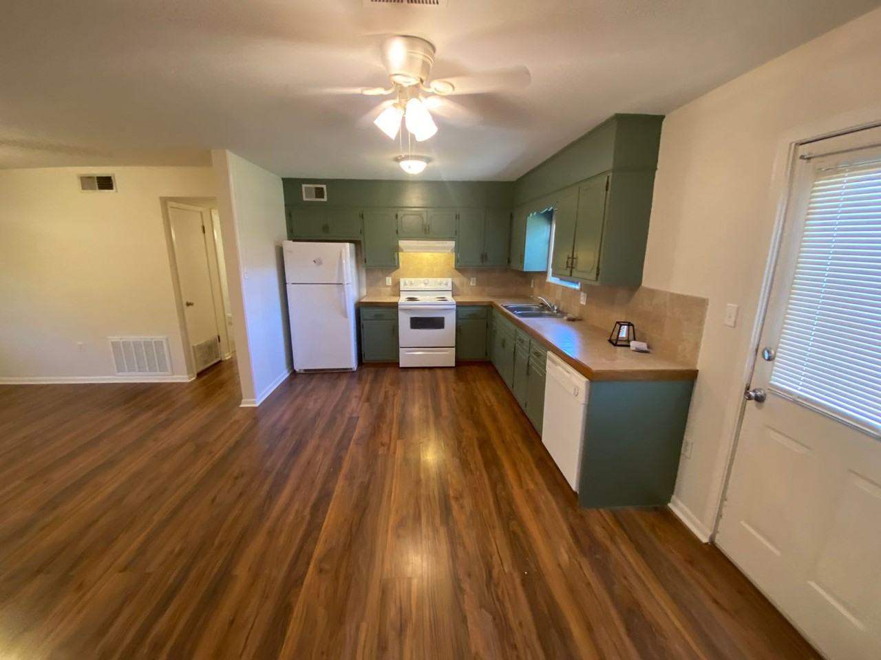 1 Robbye Ln - Photo 3 of 15