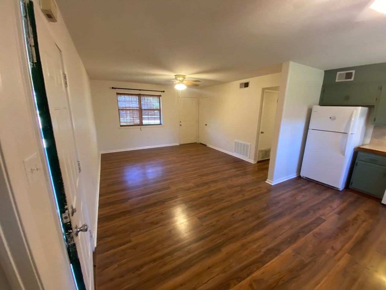 1 Robbye Ln - Photo 4 of 15