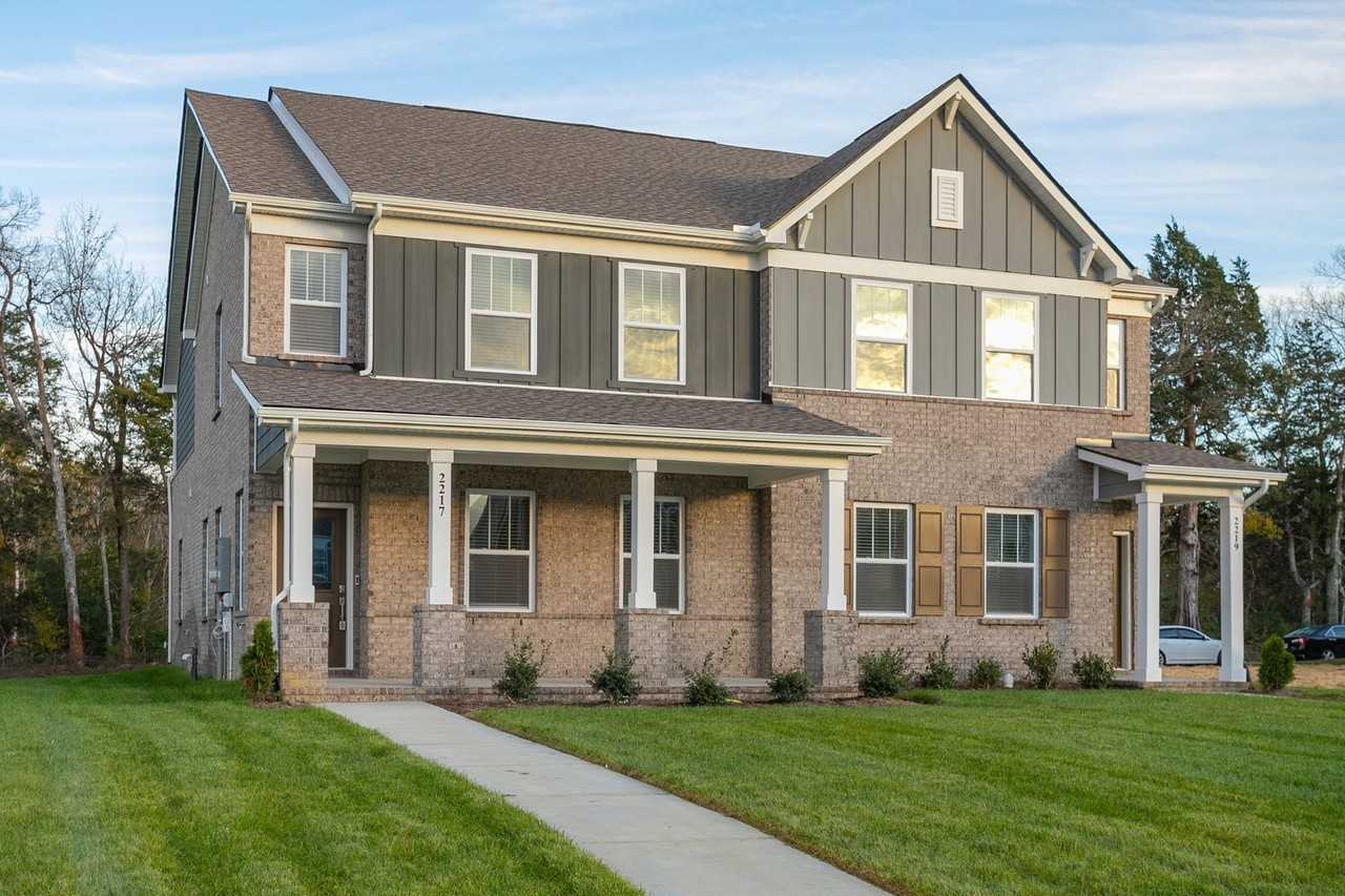 2217 Hospitality Ln - Photo 2 of 44