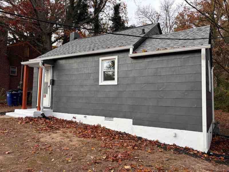 415 E 27th St - Photo 4 of 32