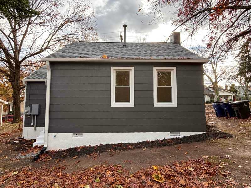 415 E 27th St - Photo 6 of 32