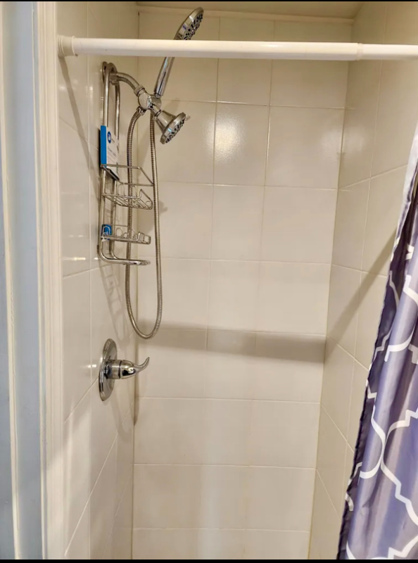 1614 17th St Se #3 - Photo 4 of 8