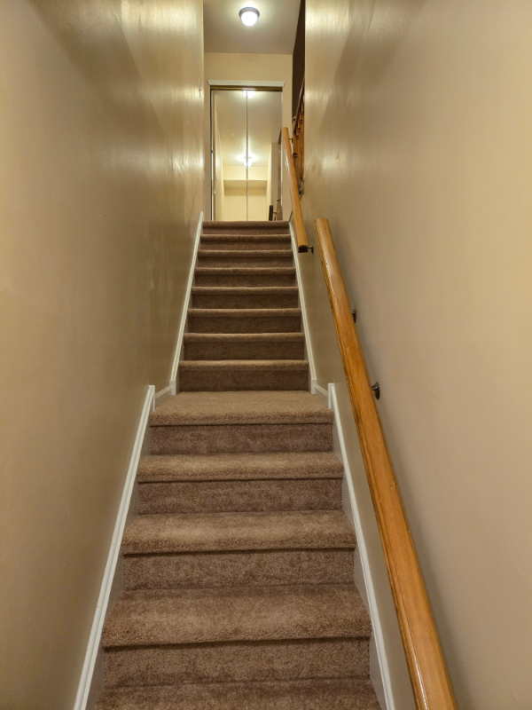 304 Ferris Ln - Photo 2 of 12