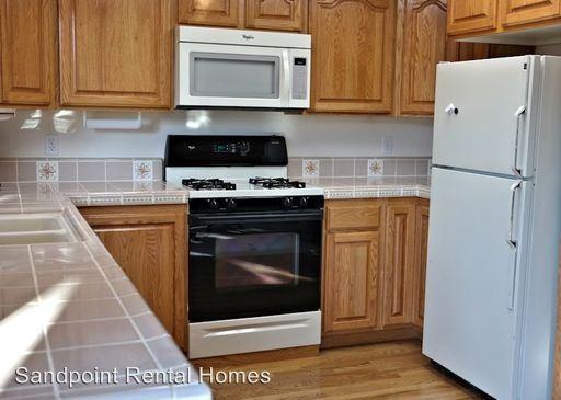 550 Whiskey Jack Rd - Photo 3 of 14