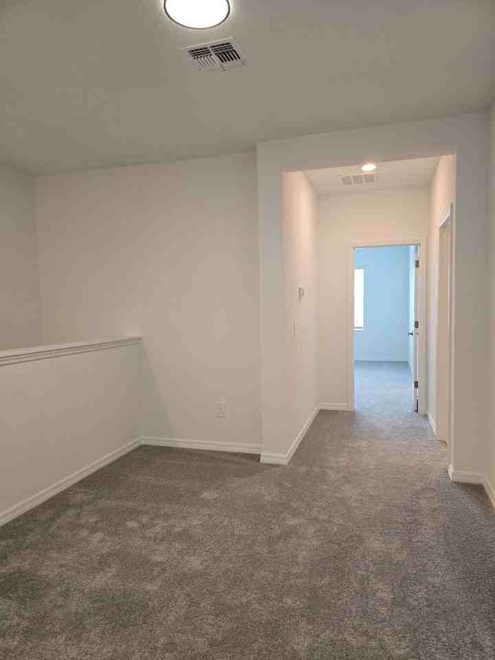10824 Fowlers Bluff Ct - Photo 7 of 19