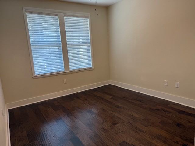 2121 Poplar Ave - Photo 3 of 11