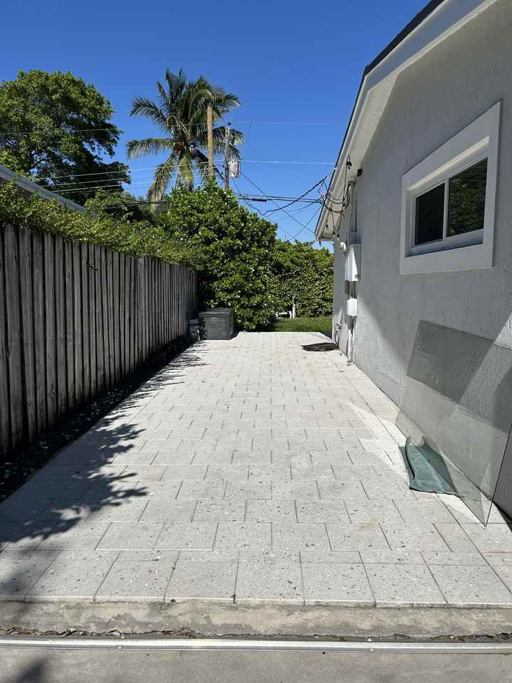 8345 Nw 170th St #NA - Photo 3 of 11