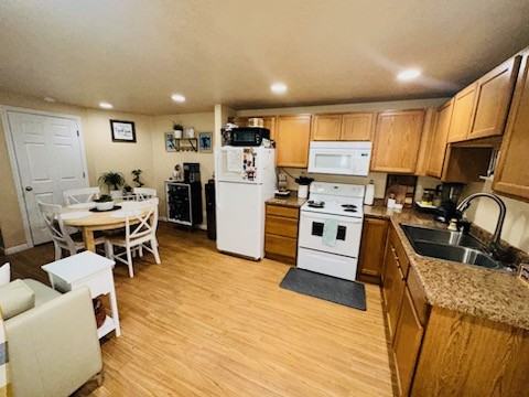 7027 W Dalmatian St #BS - Photo 5 of 8