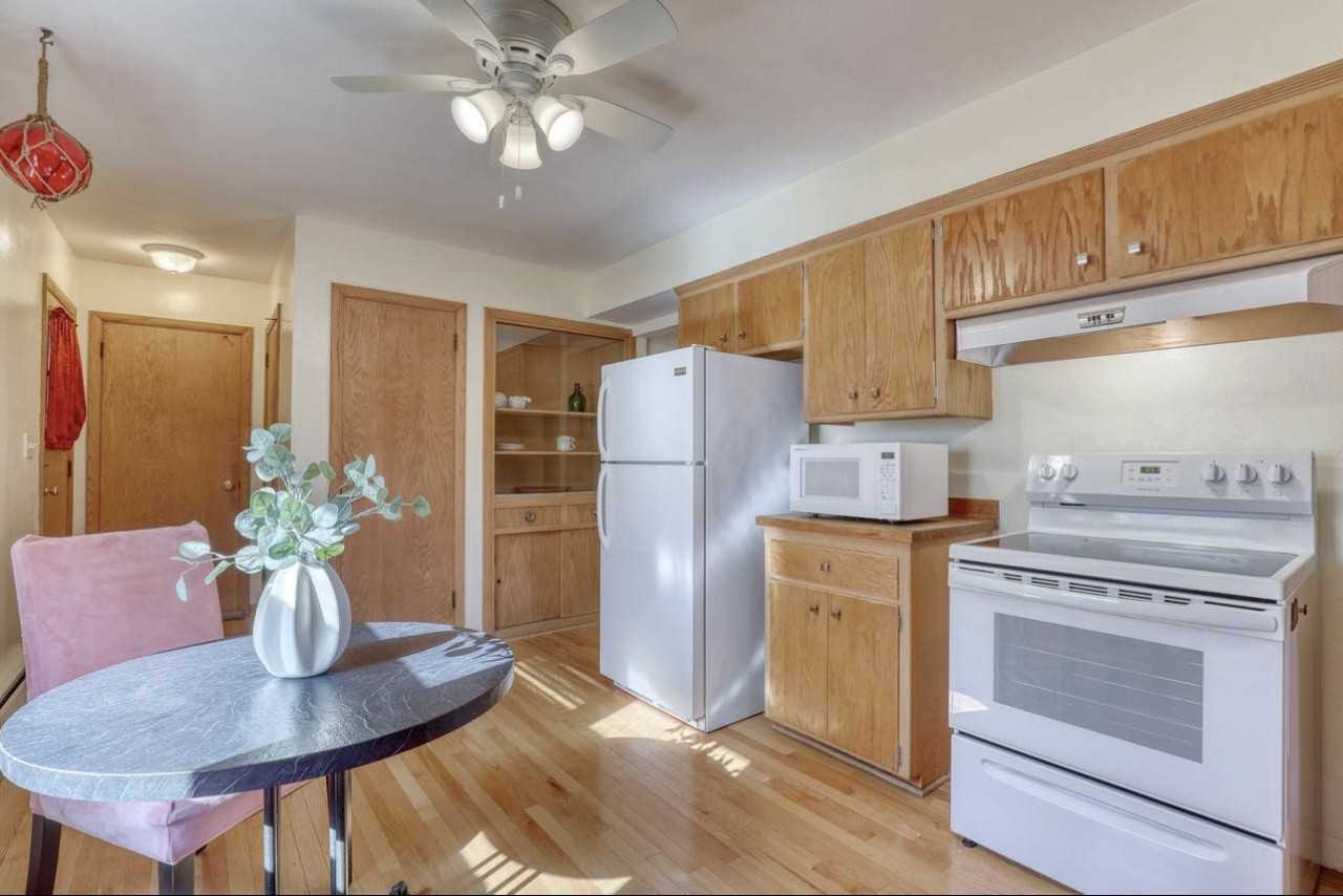 2958 S 58th St #NA - Photo 5 of 18