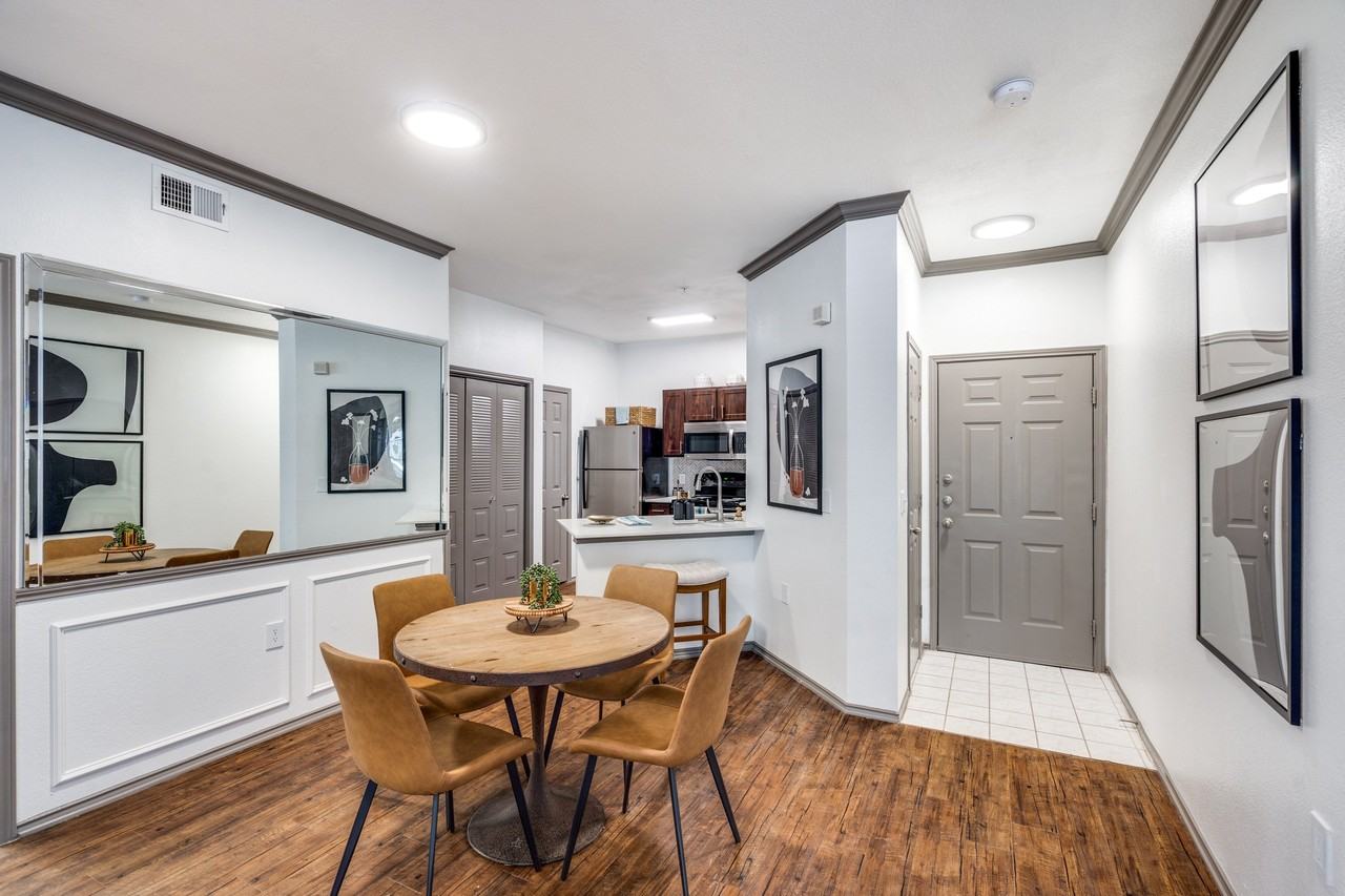 Palencia - Photo 3 of 24