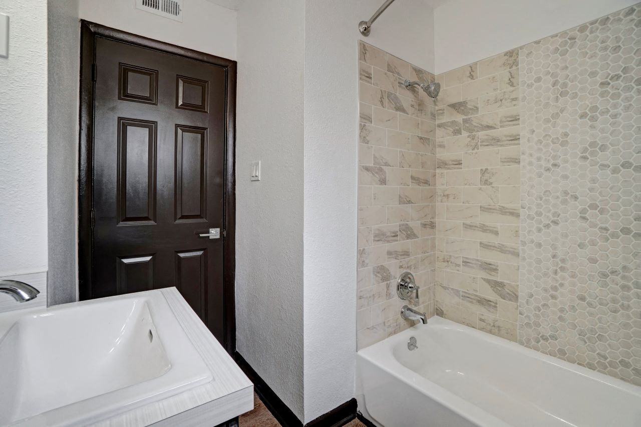 The Ascend at Pensacola Bay - Photo 7 of 19