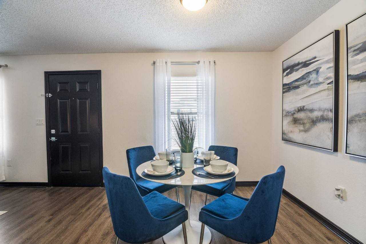 The Lorient - Photo 7 of 18