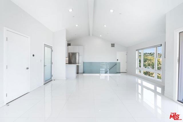 8185 Mannix Dr - Photo 3 of 8