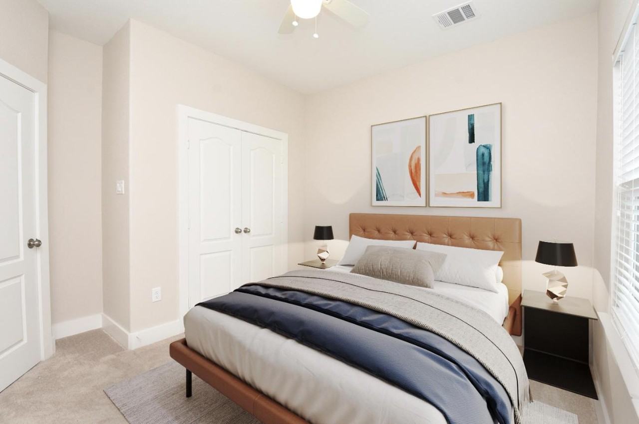 Spellbinding St - Photo 5 of 5