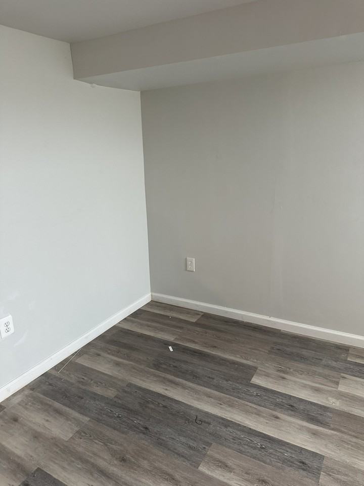 1009 Kevin Rd - Photo 2 of 16