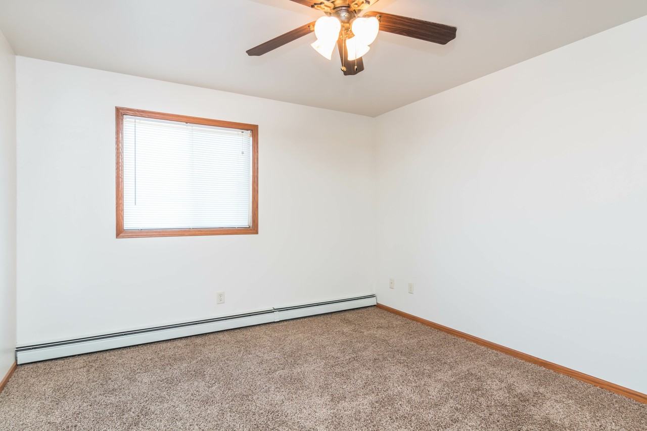 415 Honeysuckle Drive #109 - Photo 7 of 7