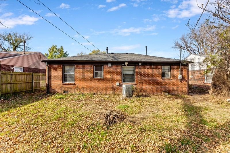 1780 N Old Manor Rd - Photo 3 of 17