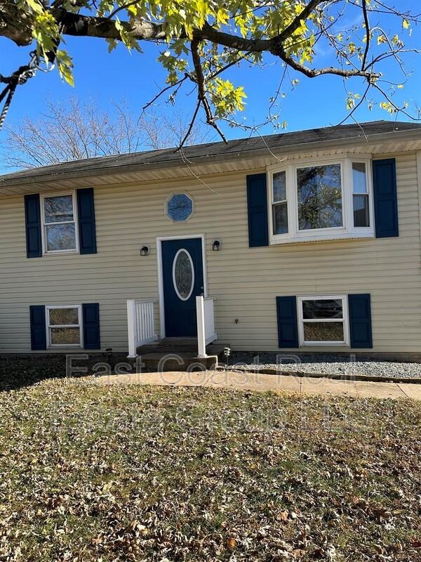 39 Park Dr - Photo 2 of 12