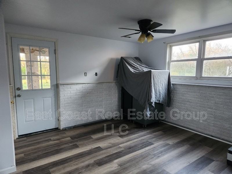 39 Park Dr - Photo 6 of 12