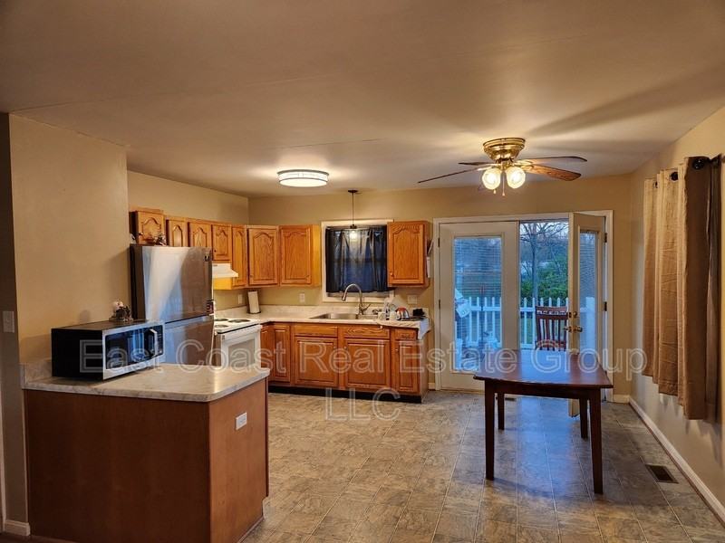 39 Park Dr - Photo 7 of 12