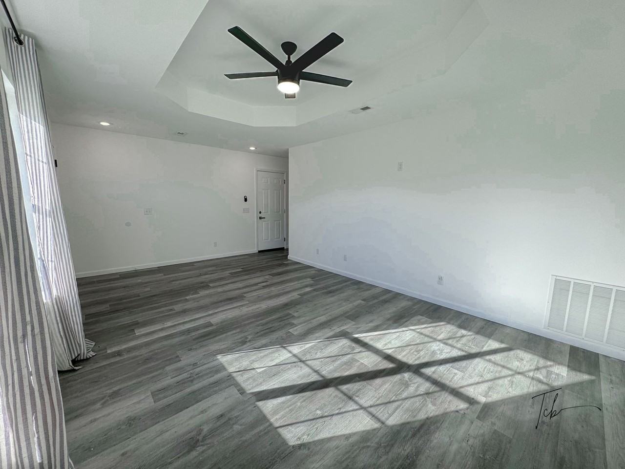 11 Holly Dr #A - Photo 3 of 26