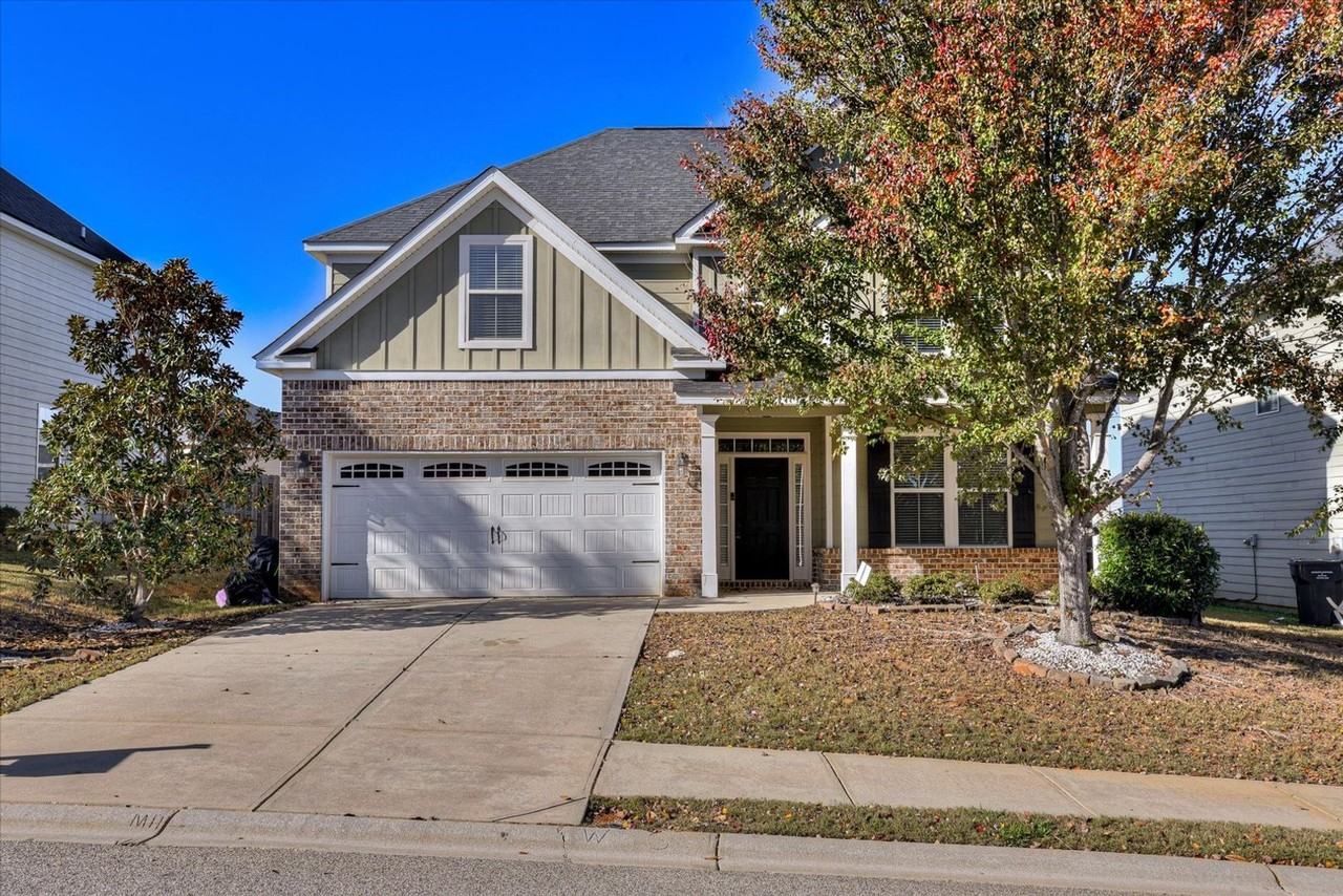 5515 Meghan Ln - Photo 4 of 38